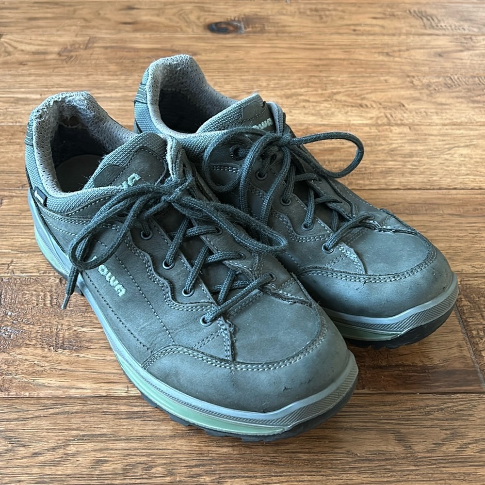 Lowa Renegade GTX Lo Hiking Boots Shoes Graphite Jade Womens Size 8.5 Vibram - Picture 4 of 12